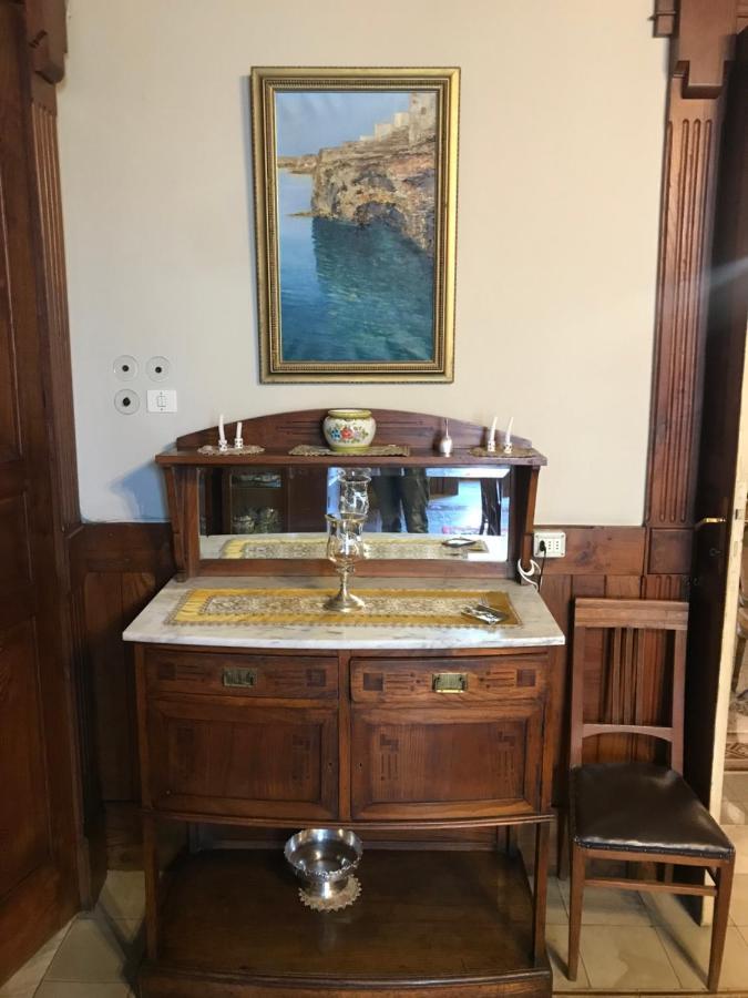 Palazzo De Bellis Vitti Nella Citta Delle Grotte Panzió Castellana Grotte Kültér fotó